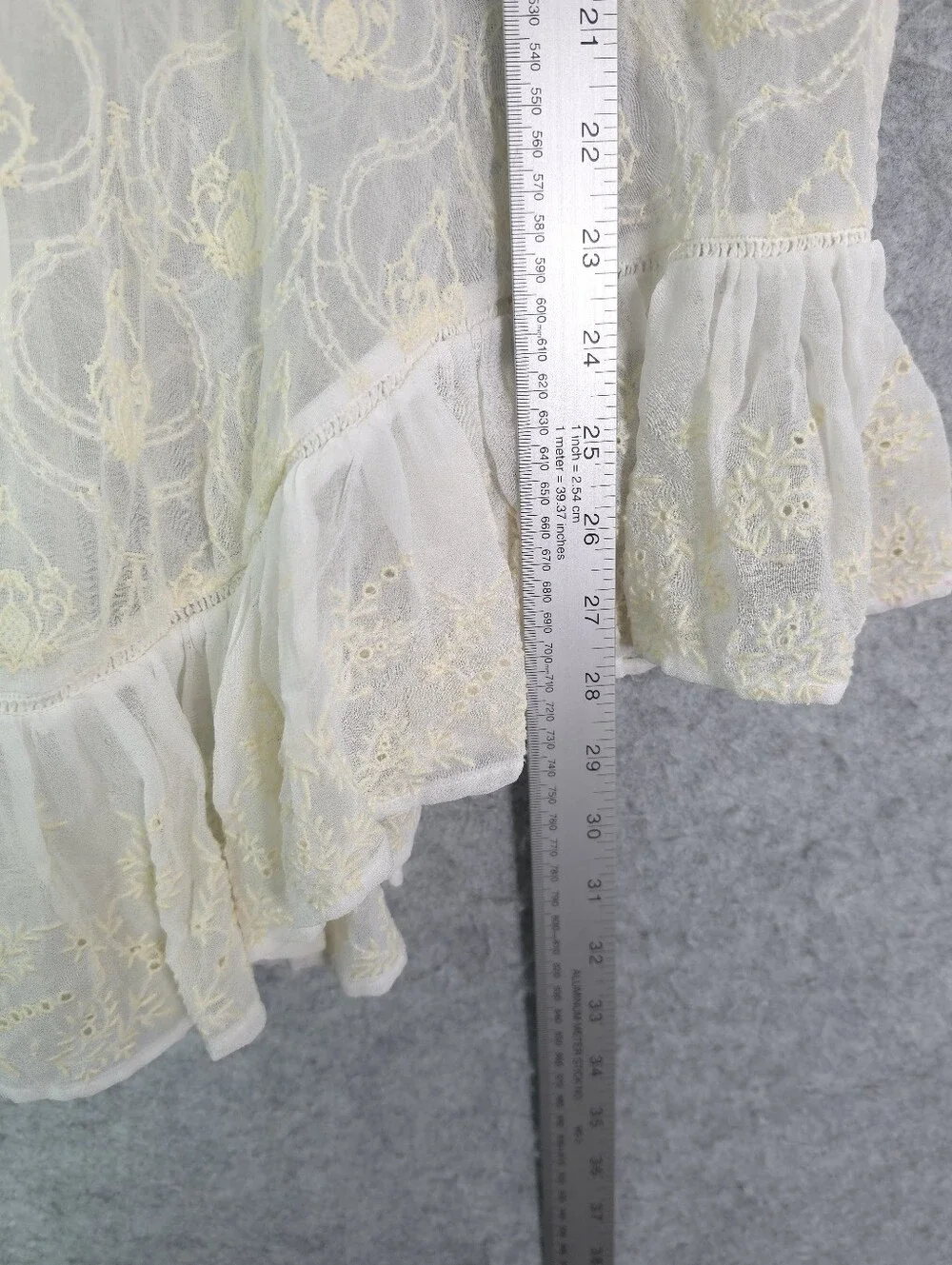 By Anthropologie The Deco Flutter Sleeve Sheer Open Back Tunic Top - Cream - Picture 12 of 12